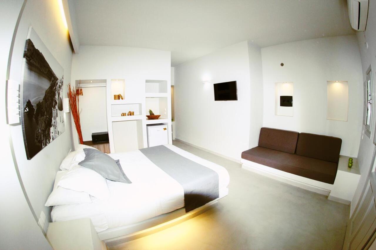 Perissa Beachfront Rooms Экстерьер фото