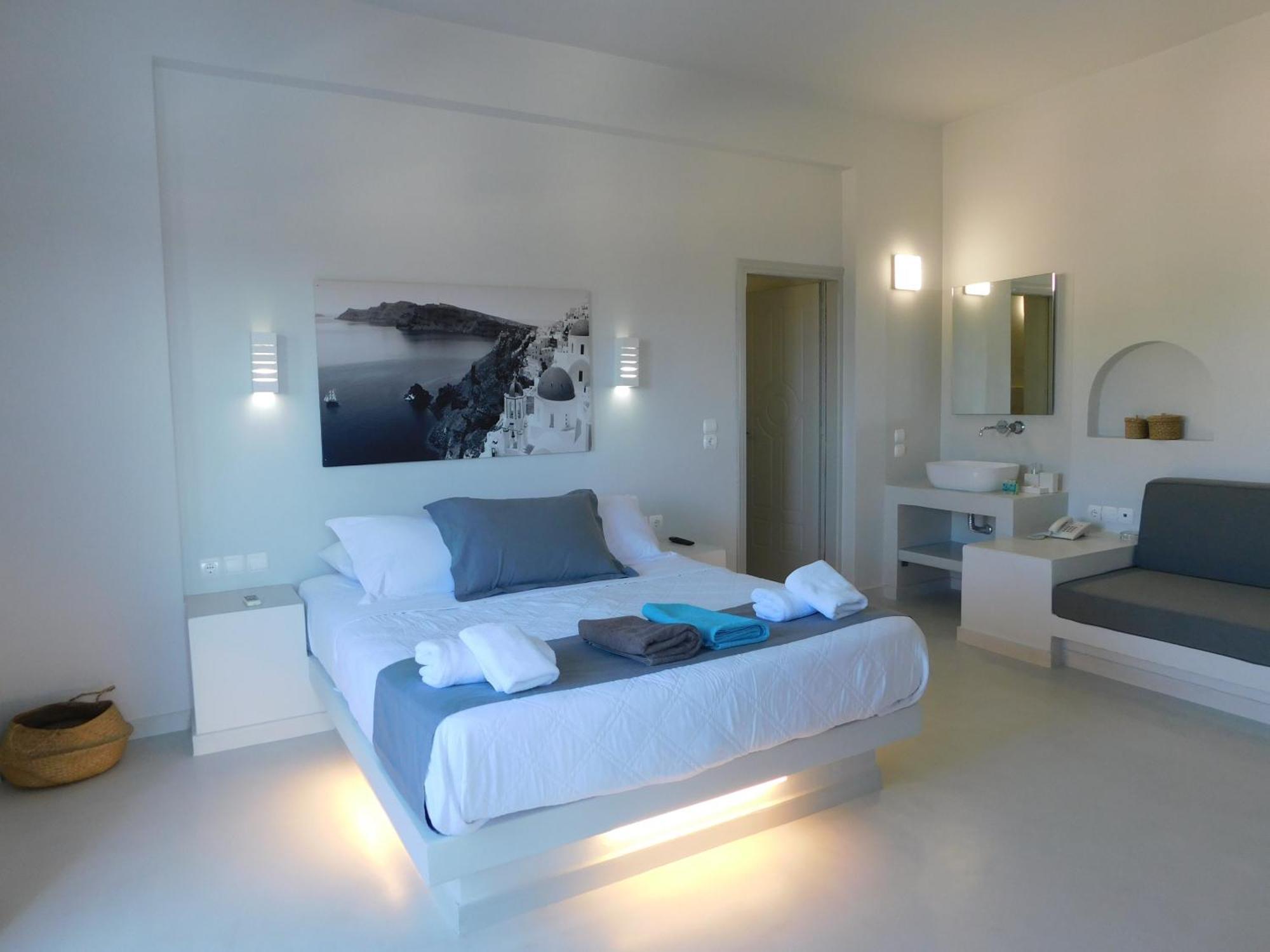 Perissa Beachfront Rooms Экстерьер фото