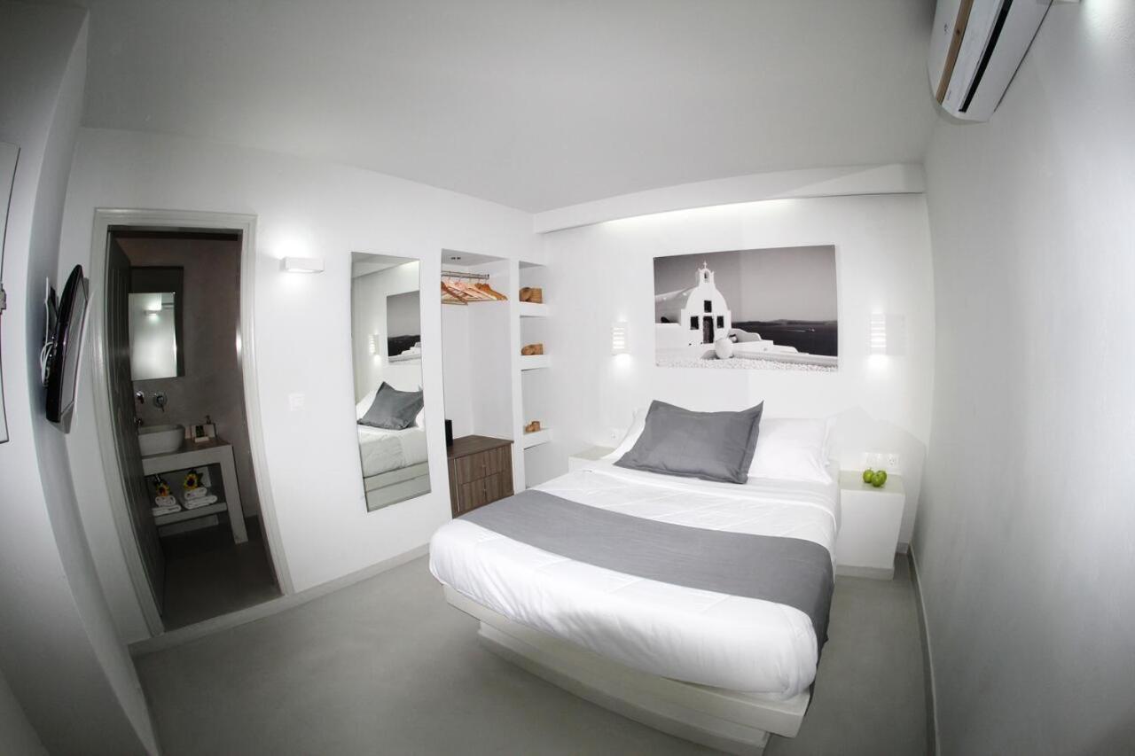 Perissa Beachfront Rooms Экстерьер фото