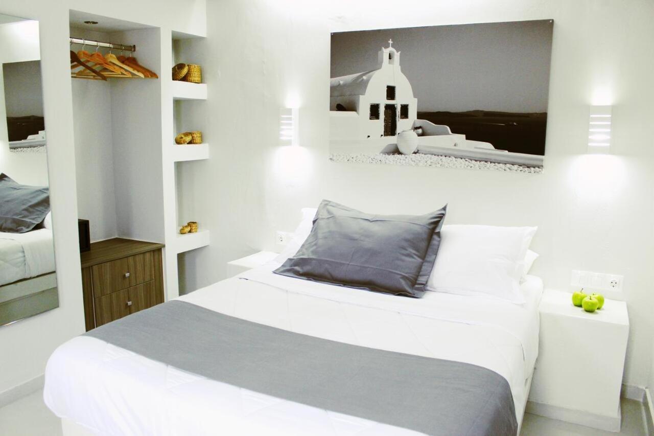 Perissa Beachfront Rooms Экстерьер фото